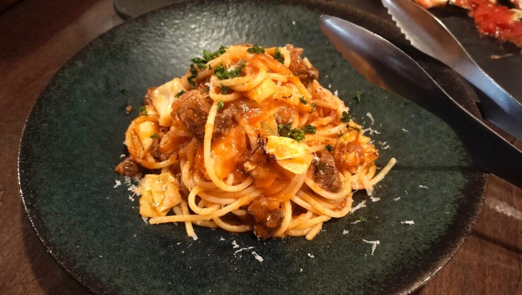 エゾシカ肉のトマトラグー（1,980円）