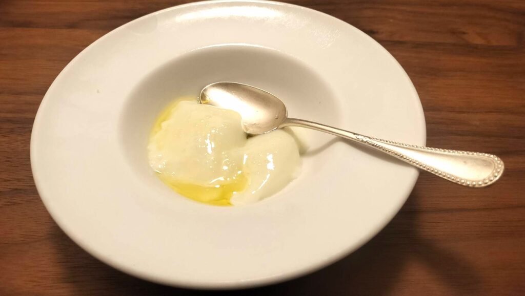 バスク風羊乳のプリン “マミヤ”