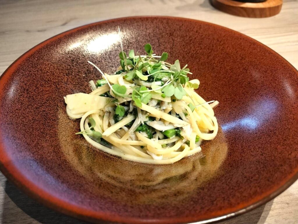 しらすとタケノコと菜の花のペペロンチーノ