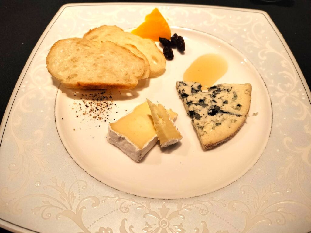 【追加注文】チーズの盛り合わせ（1人1,200円）