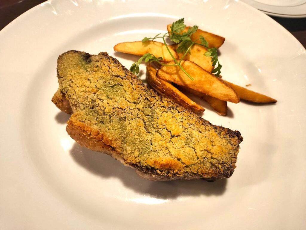 円山カルネ スペアリブの香草パン粉焼き